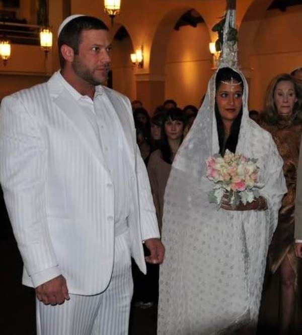 Sasha Mitchell na svadbe so svojou druhou ženou Rachel